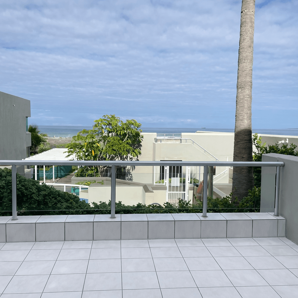 Partial Sea-Facing Apartment – Balcony Sea Views