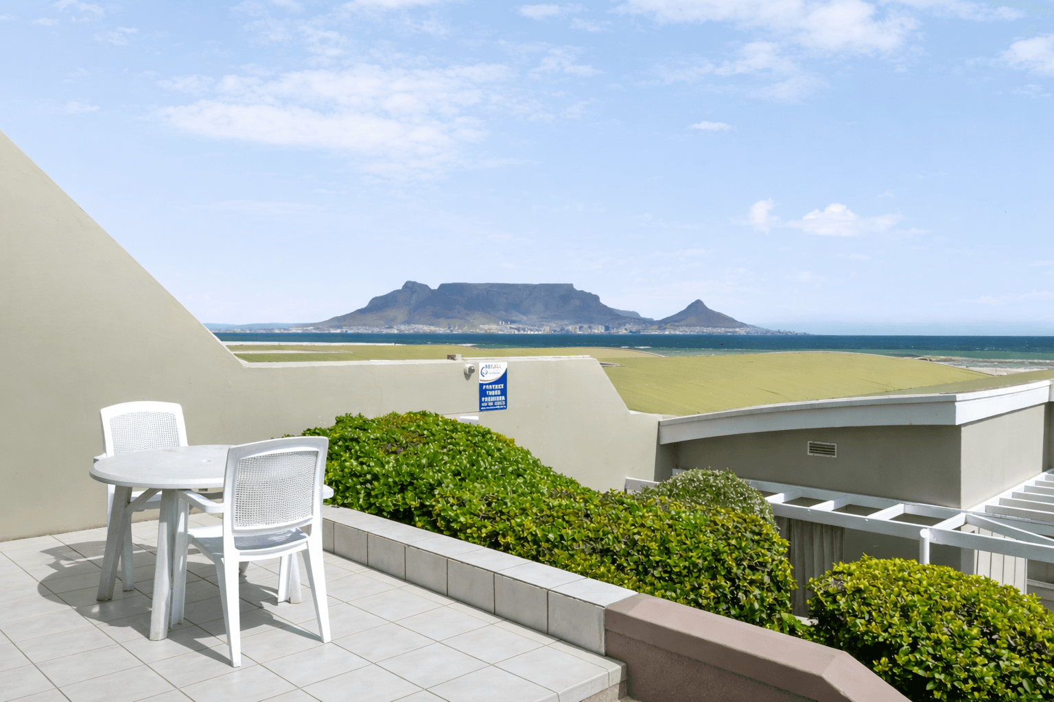 Studio – Table Mountain Views